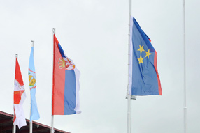  Zastava Vojvodine postavljena na gradski stadion 